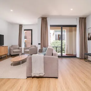 https://limehome-barcelona-placa-pirineus.topbarcelonahotels.com